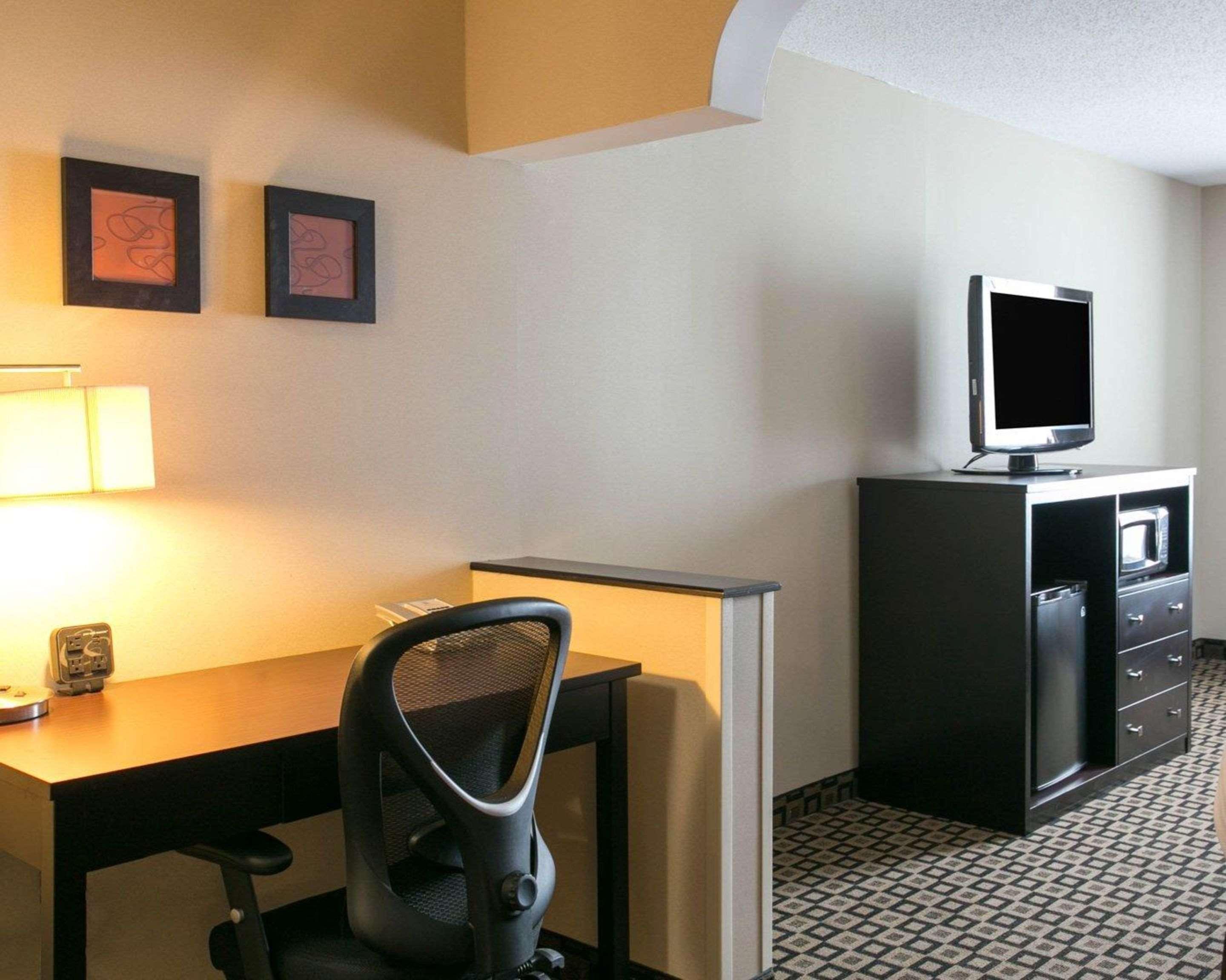 Comfort Suites Benton Harbor - St Joseph Esterno foto