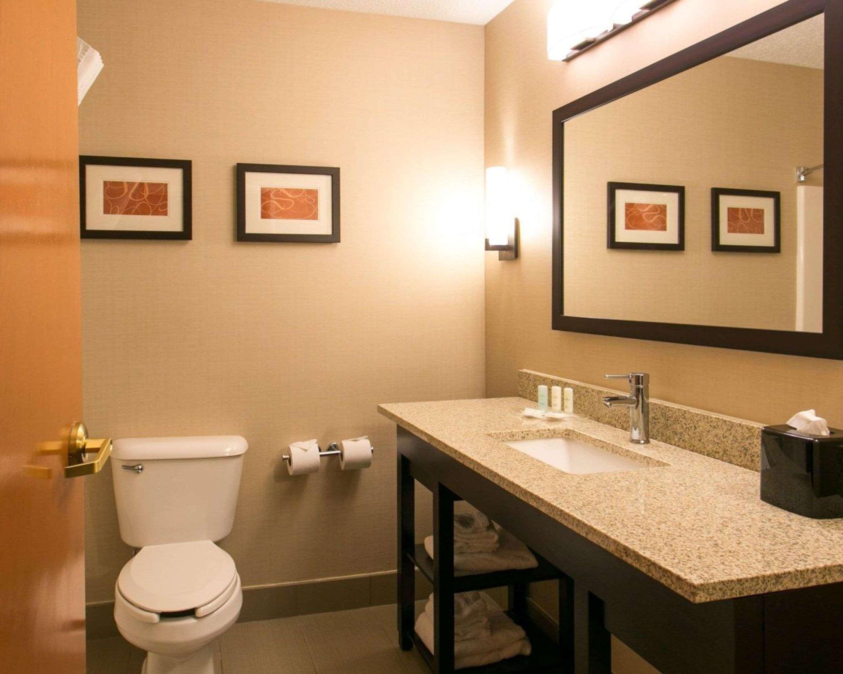 Comfort Suites Benton Harbor - St Joseph Esterno foto